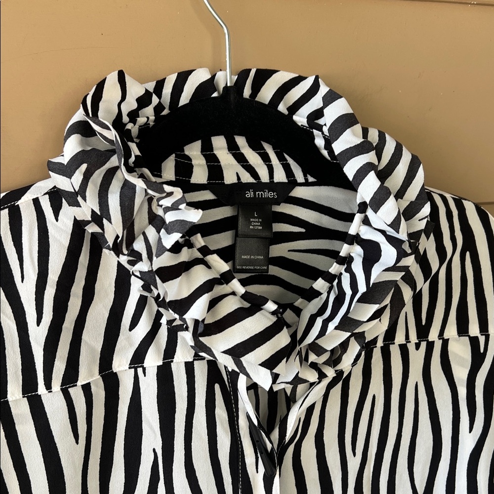 Ali Miles Sz L Zebra Print Long Line Tunic Top Black White - Picture 3 of 9